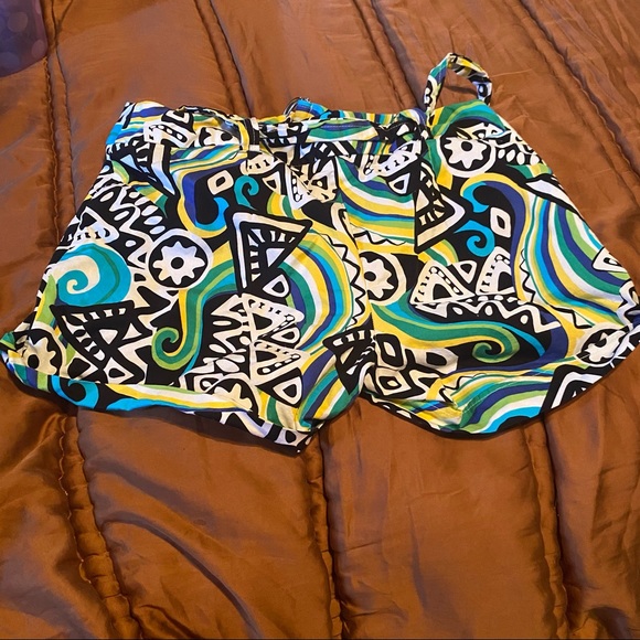 Courtenay Graphic Shorts 10P - Picture 4 of 4